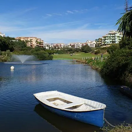 Chalet 2 Bed Townhouse With Garden Patio Overlooking La Cala Cove & Sea Malaga